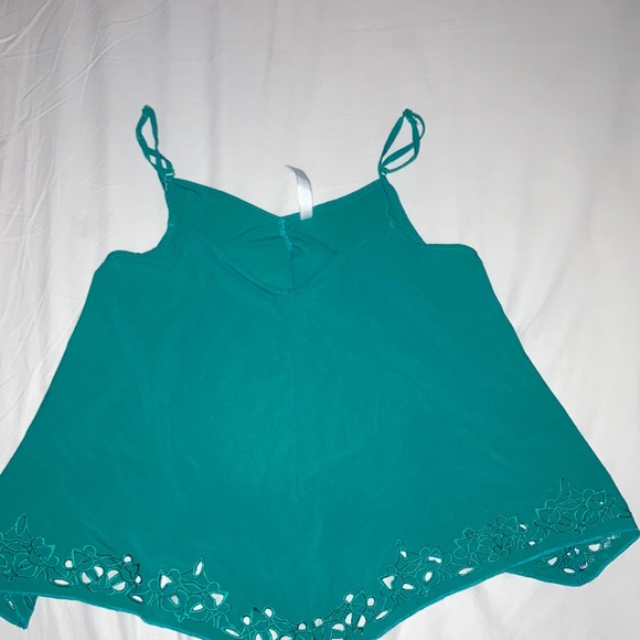 Fabletics Tank - Picture 2 of 3